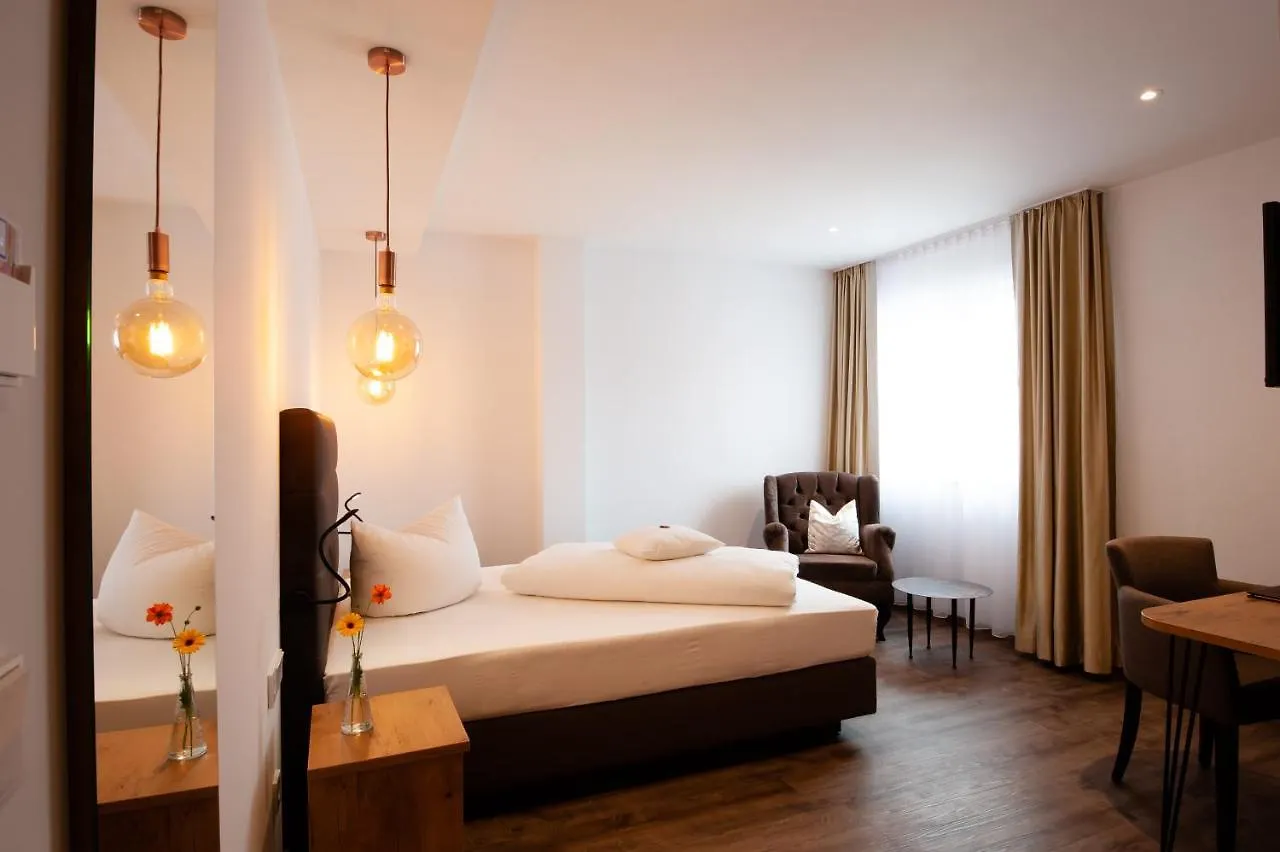 Hotel Schwaiger Glonn 4*,